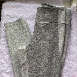 Outdoor Voices Leggings Size Small Grey